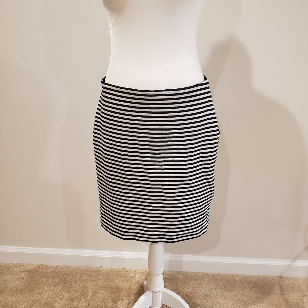 LOFT Striped Skirt